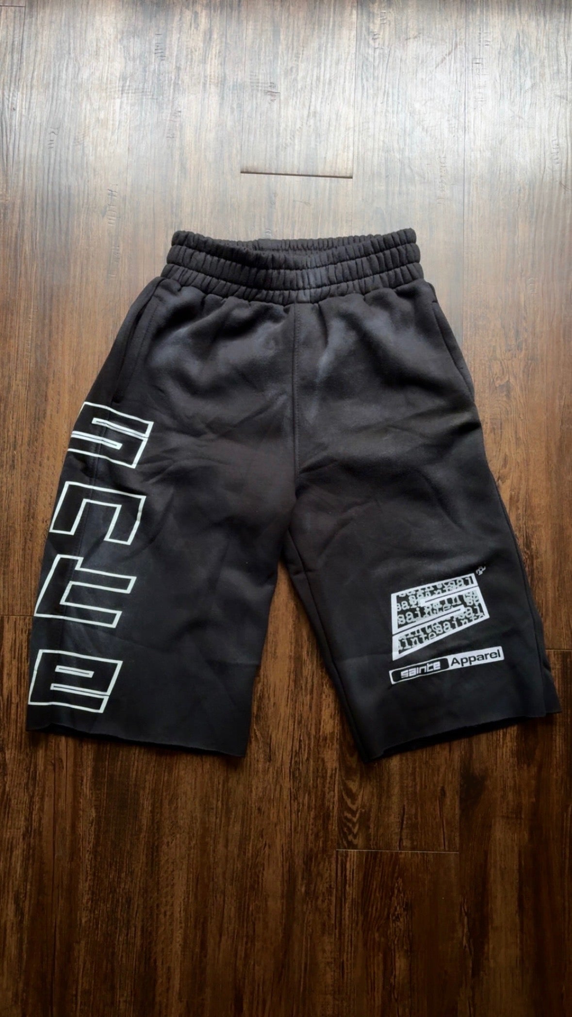 Sainte App Essential Long Shorts